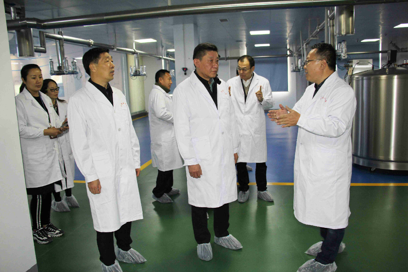 济南市副市长吴德生到6008集团官方网站生物集团视察调研 充分肯定公司生长效果   6008集团官方网站生物集团|贡献医疗科技 包管人类康健